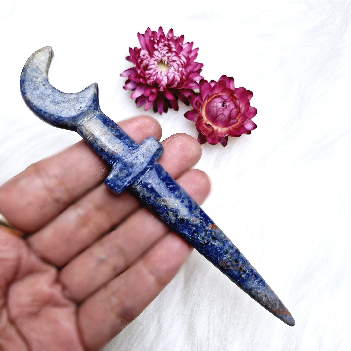 Cord Cutting Crystal Dagger - Sodalite