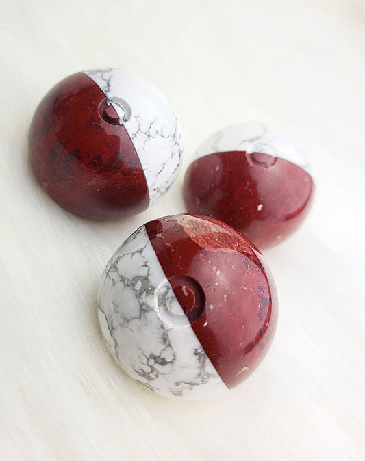 Pokémon Poké Ball - Red Jasper & Howlite